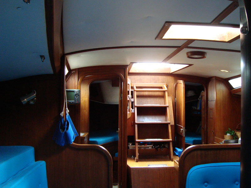 [Immagine: 201111395744_IW 40 interni.jpg]